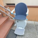 Montascale a poltroncina per esterno - immagine 4